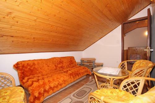 Apartments By The Sea Zavalatica (korcula) - 9137