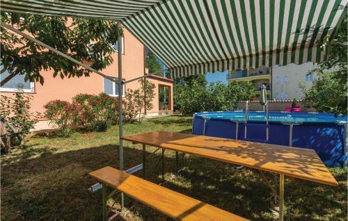 Two-bedroom Apartment In Zbandaj