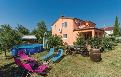 Two-bedroom Apartment In Zbandaj
