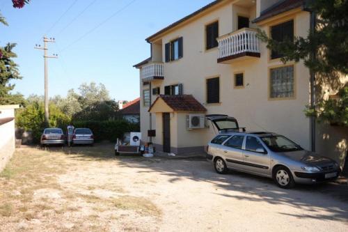 Apartments With A Parking Space Zdrelac (pasman) - 8201