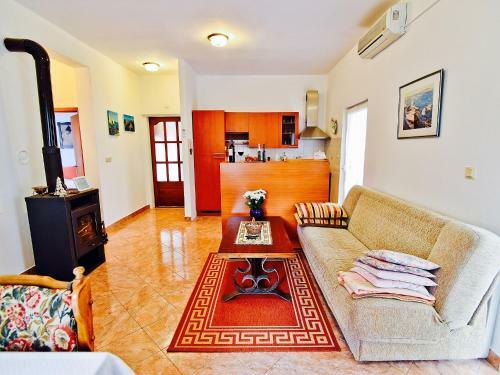 Holiday Home The Olive Tree House