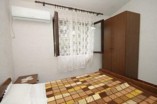 Apartments With A Parking Space Zdrelac (pasman) - 8514