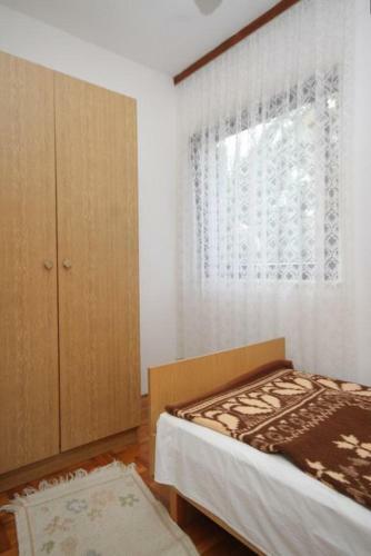 Apartments With A Parking Space Zdrelac (pasman) - 8514