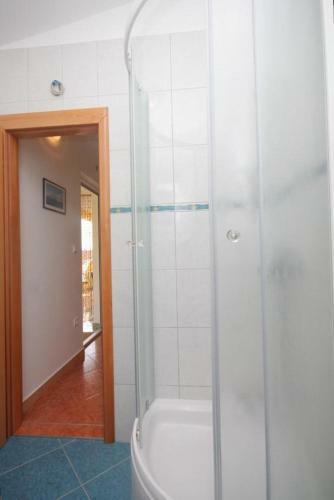 Apartment Zdrelac 8285a