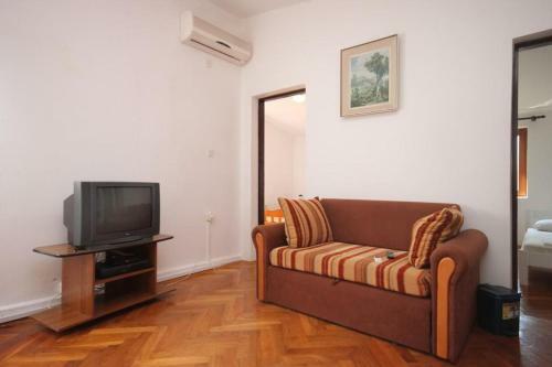 Apartment Zdrelac 8046b