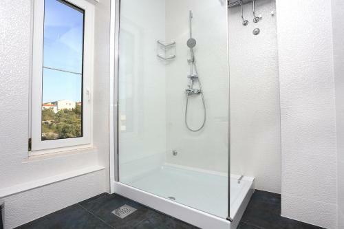 Apartment Zecevo Rtic 10333b