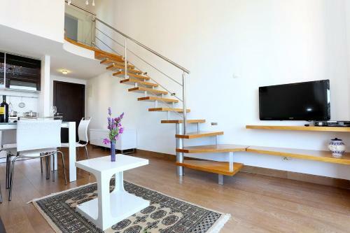 Apartment Zecevo Rtic 10333b