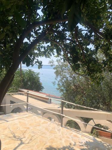 Apartments Maestral