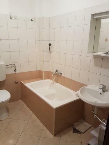 Apartments Maestral