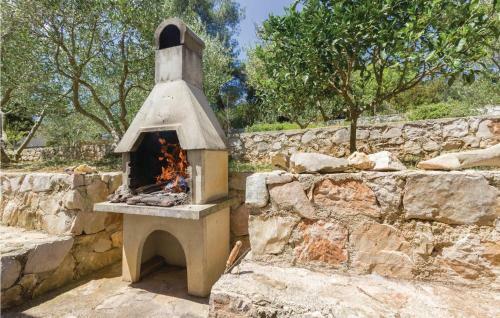 Three-bedroom Holiday Home In Zman