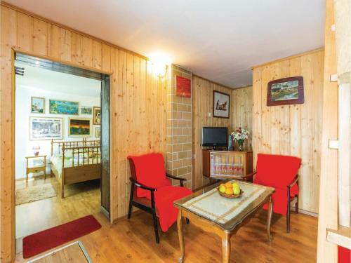 Two-bedroom Apartment In Zlobin