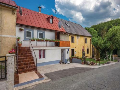 Two-bedroom Apartment In Zlobin