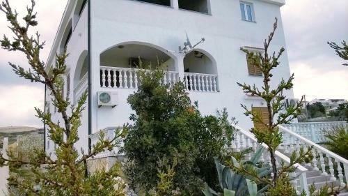 Apartment Kustici 6392b
