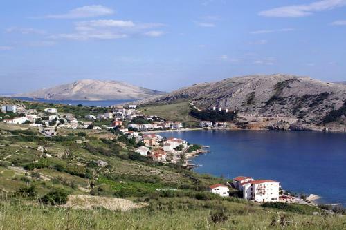 Hostal Double Room Metajna 3305j
