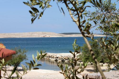 Apartments By The Sea Kustici (pag) - 4088