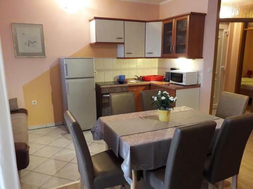 Apartments By The Sea Kustici (pag) - 4088