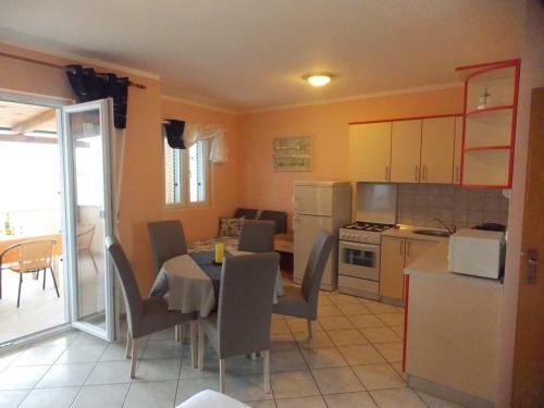 Apartments By The Sea Kustici (pag) - 4088