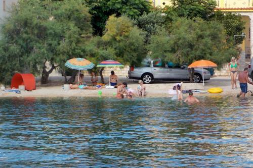 Apartments By The Sea Kustici (pag) - 4088