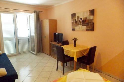 Apartments By The Sea Kustici (pag) - 4088