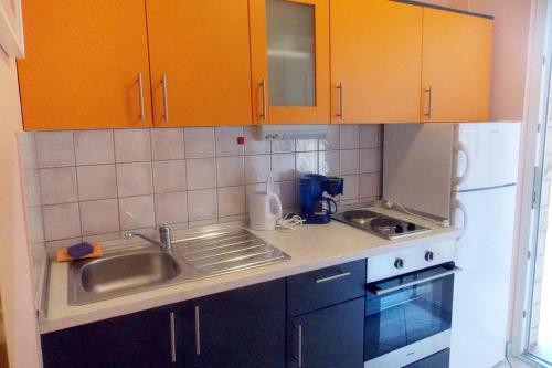 Apartments By The Sea Kustici (pag) - 4088