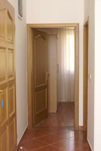 Apartment Metajna 4115a