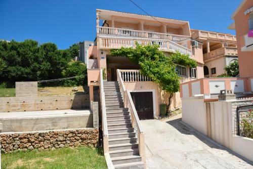 Apartment Metajna 6522e