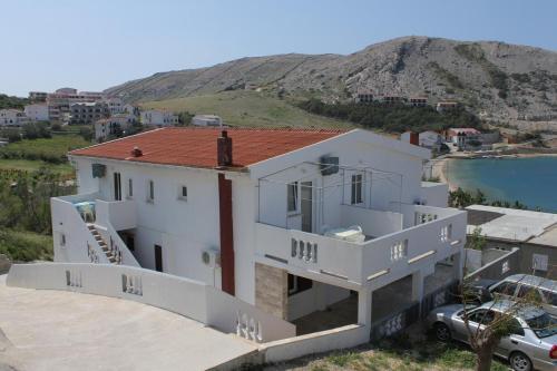Apartment Metajna 6336g