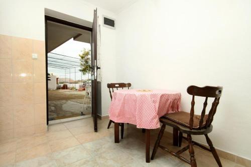 Apartment Zubovici 4082c