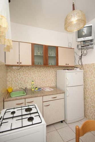 Apartment Metajna 6497d