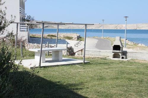 Apartment Kustici 6353b