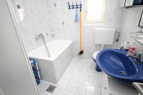 Apartment Kustici 9360d