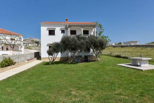 Apartment Kustici 6353a
