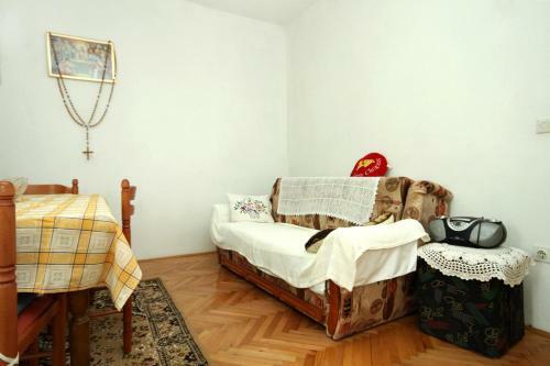 Apartment Zubovici 4082a