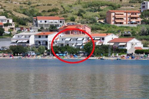 Apartment Metajna 6466d