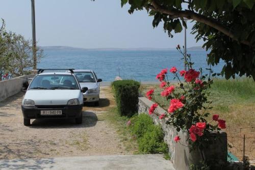 Apartment Metajna 6466d
