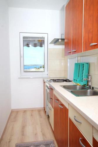 Apartment Kustici 9360b