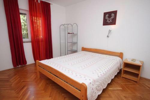 Apartment Caska 4089b