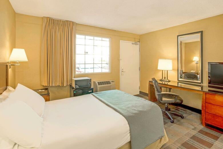 Hotel Silver Spring Travelodge