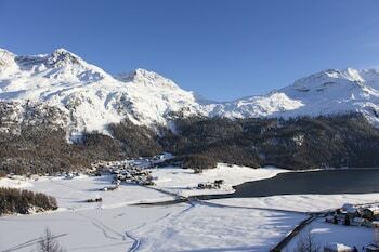 Hotel Nira Alpina