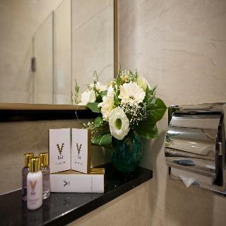 V Hotel Lavender