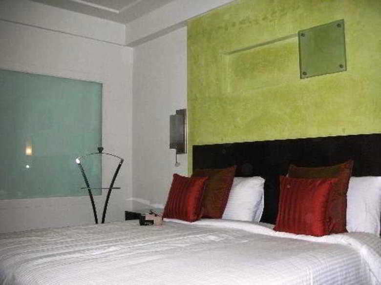Hotel Quality Inn Dv Manor