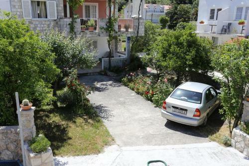 Apartment Zuljana 10112a