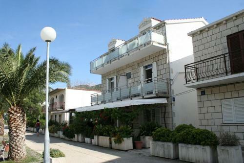 Apartment Zuljana 4577b
