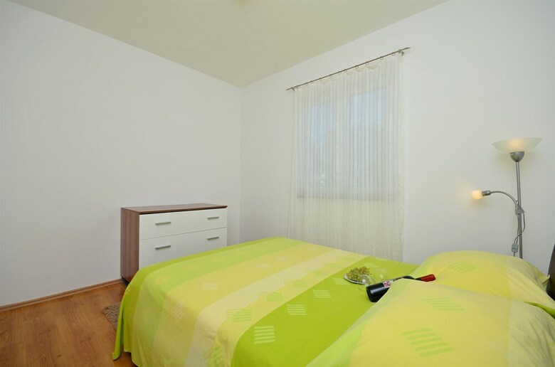 Apartment Srima