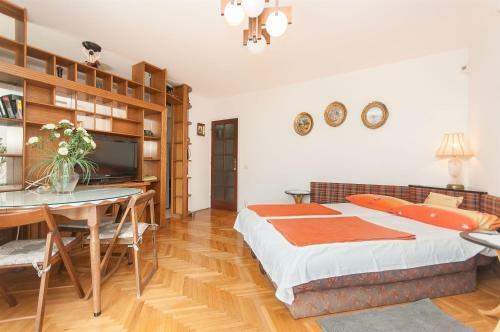 Apartments Kres�imir