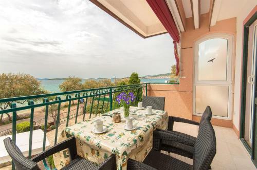 Apartments Kres�imir
