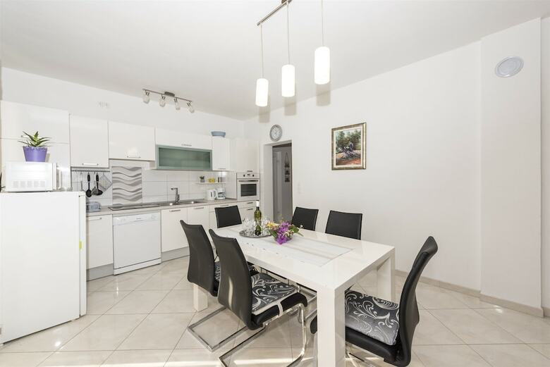 Apartments Jelena