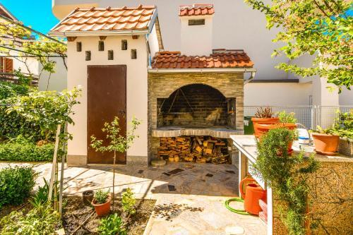 Apartments Pranjic 1221