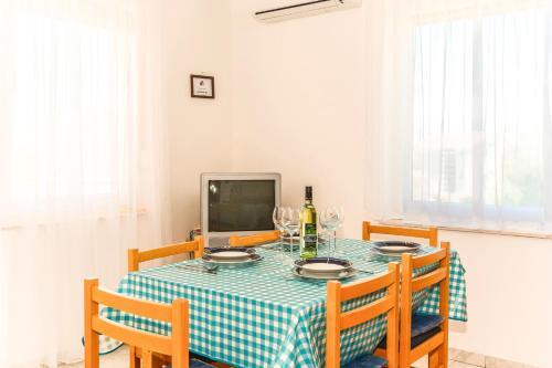 Apartments Pranjic 1221