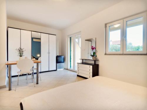 Apartments Zizic